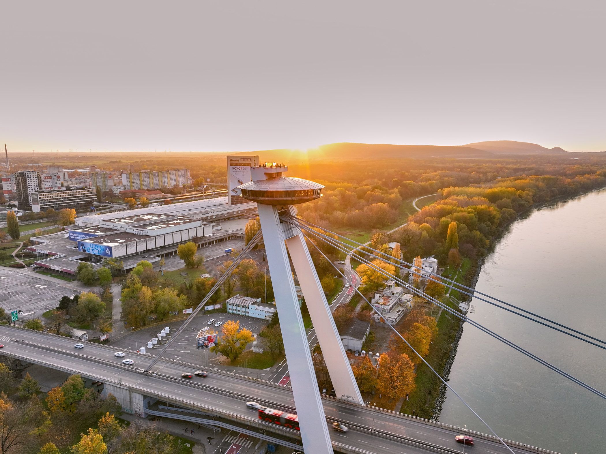 202211 MostSNP Bratislava 101 335f1740 | Hi2SKY