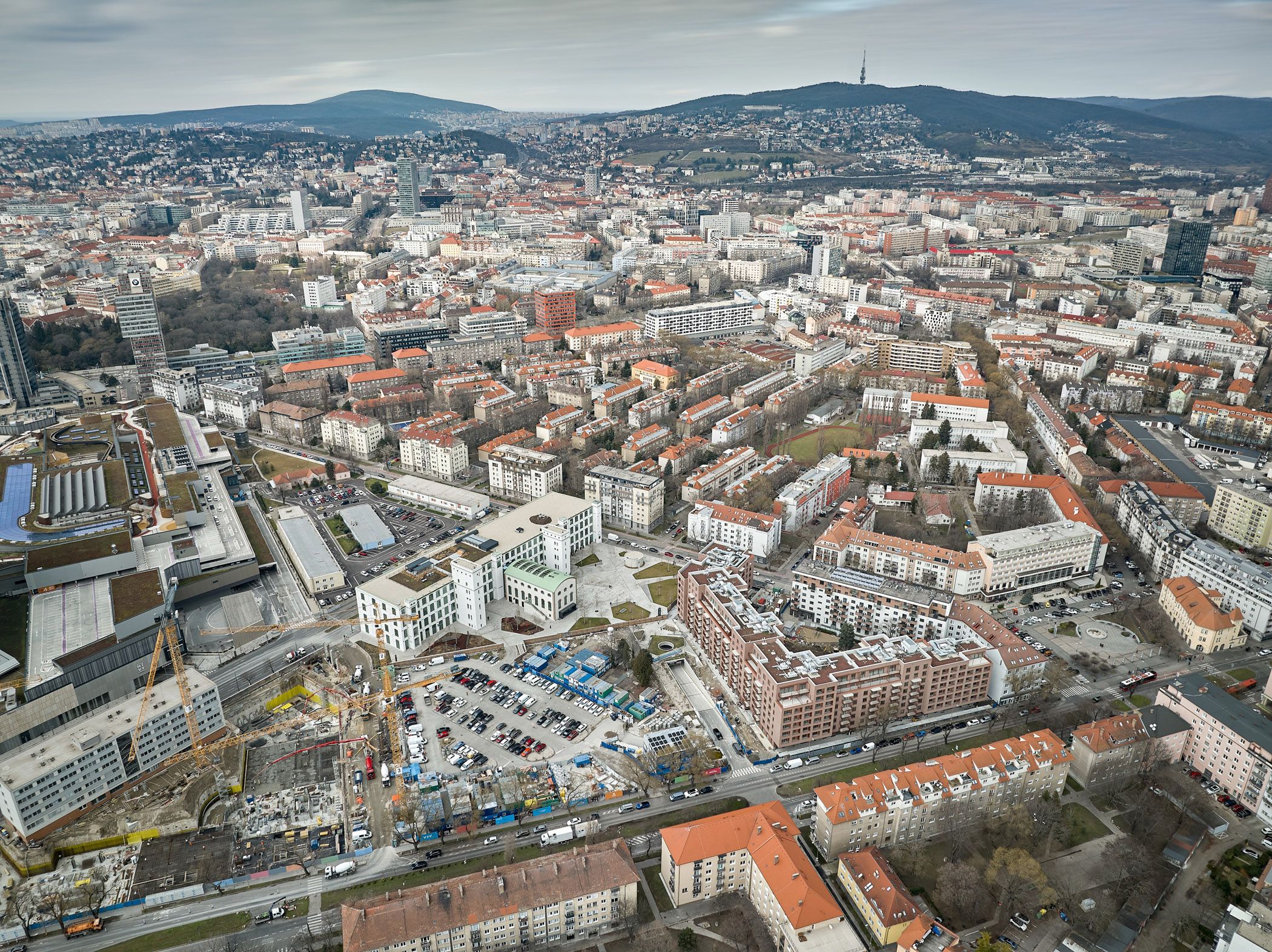 202302 Downtown Bratislava 115 b149fb60 | Hi2SKY