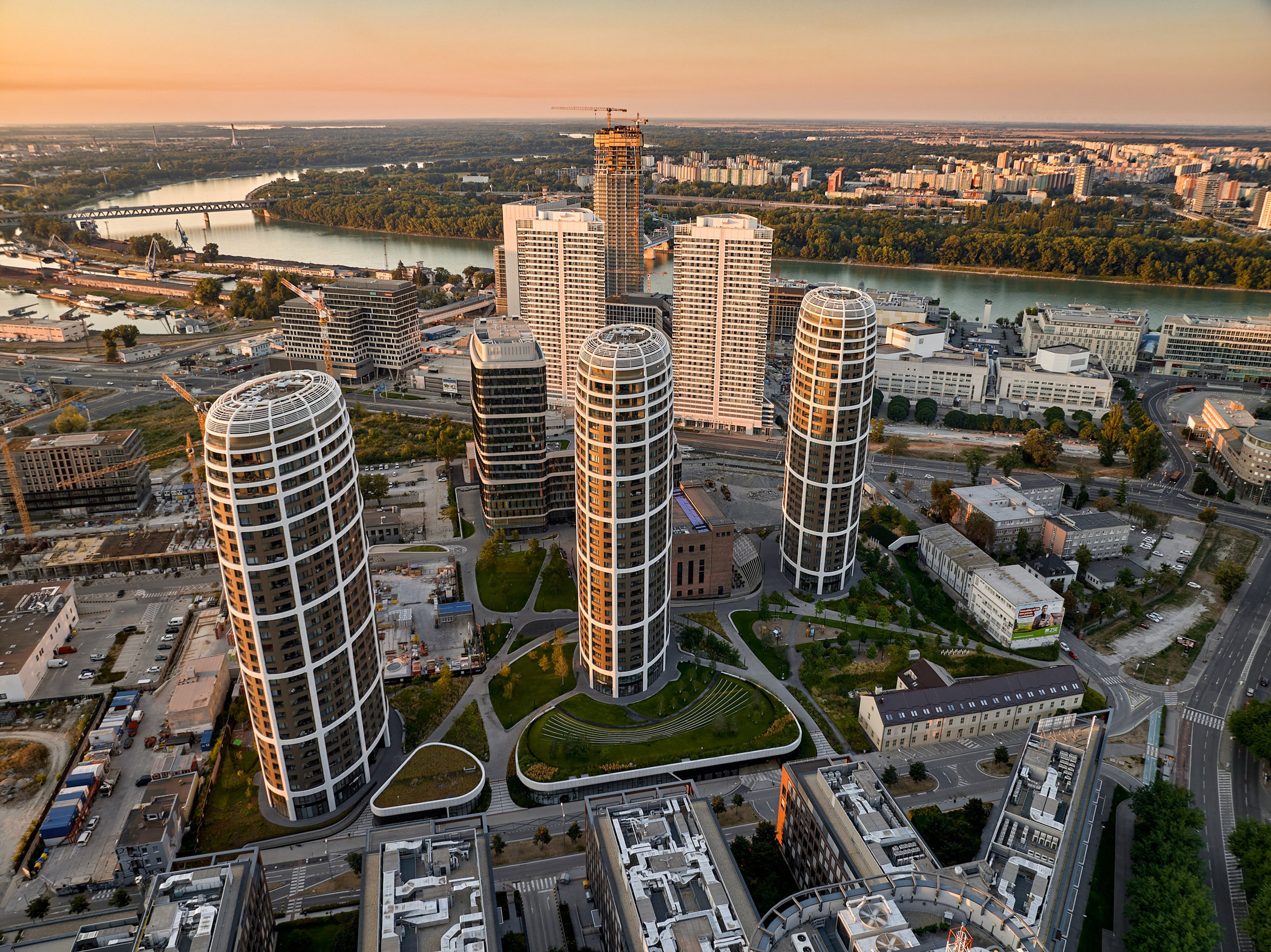 202208 Skypark Bratislava 104 | Hi2SKY