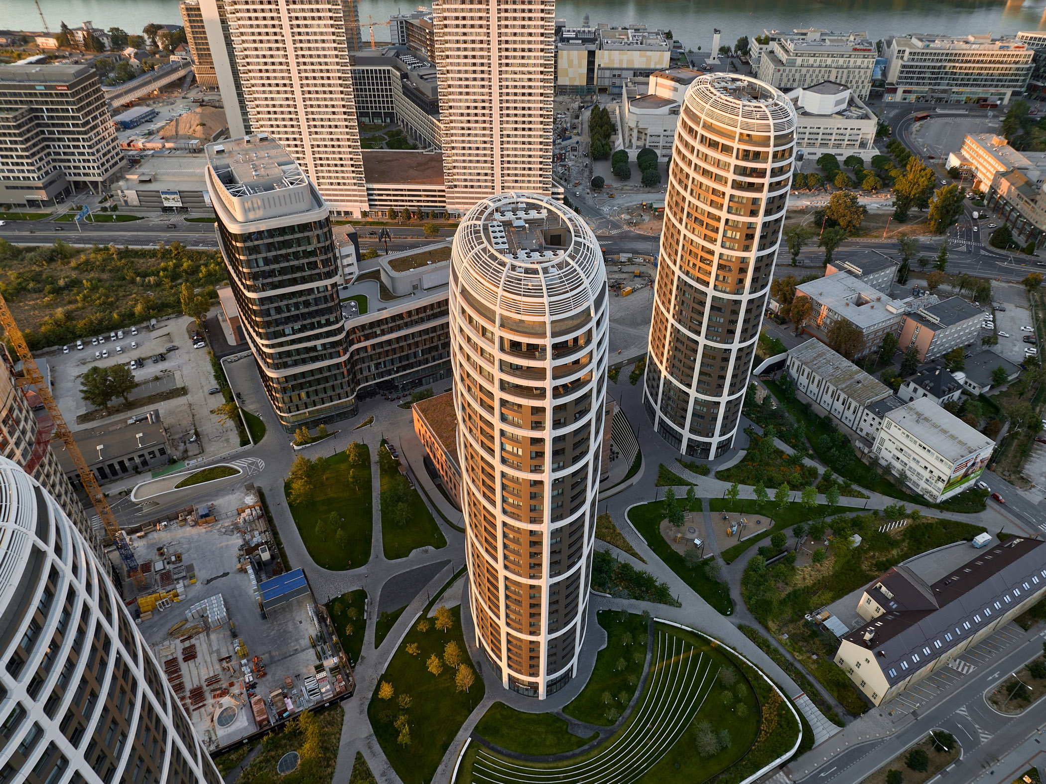 202208 Skypark Bratislava 105 | Hi2SKY