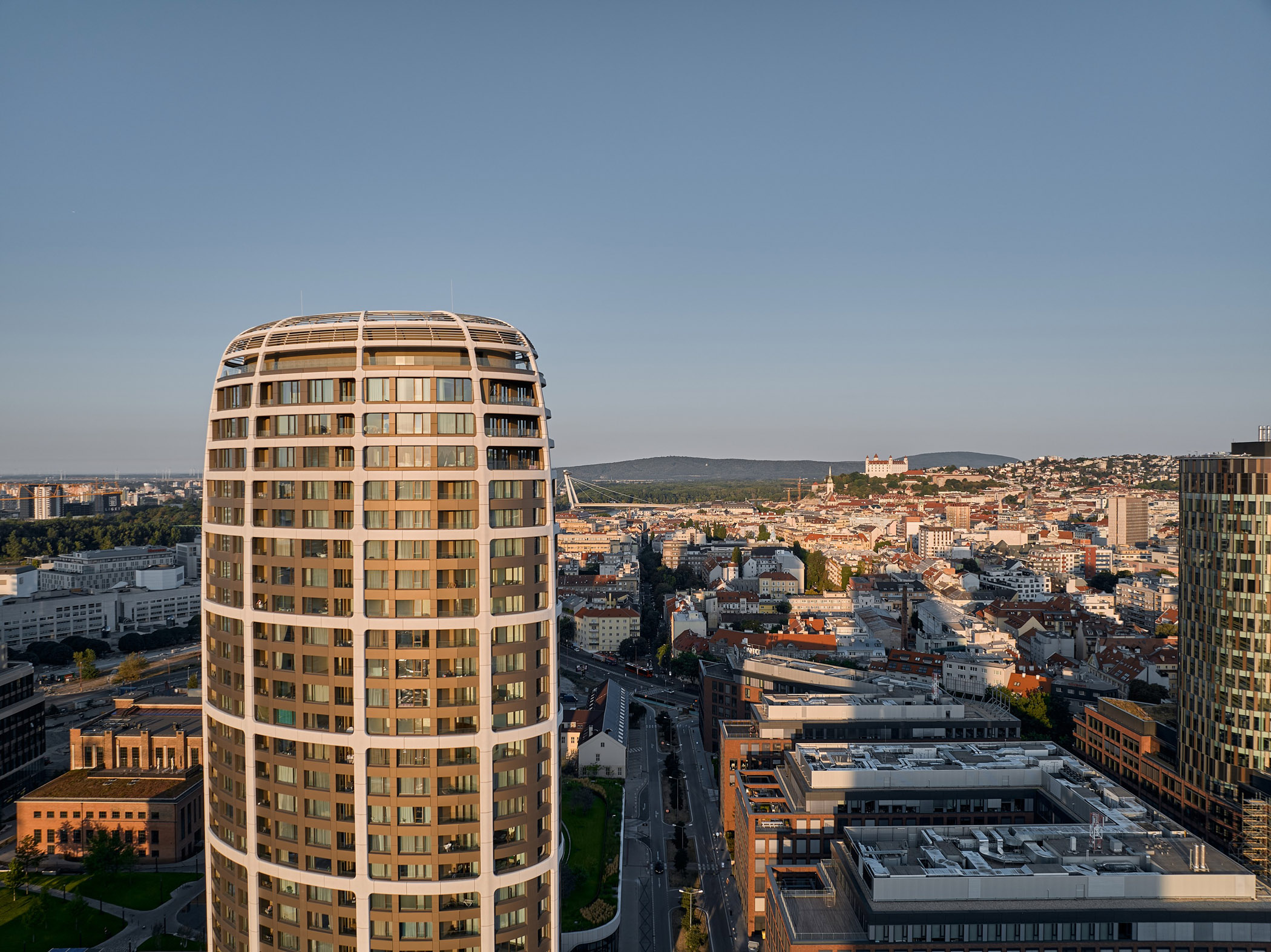 202208 Skypark Bratislava 107 | Hi2SKY