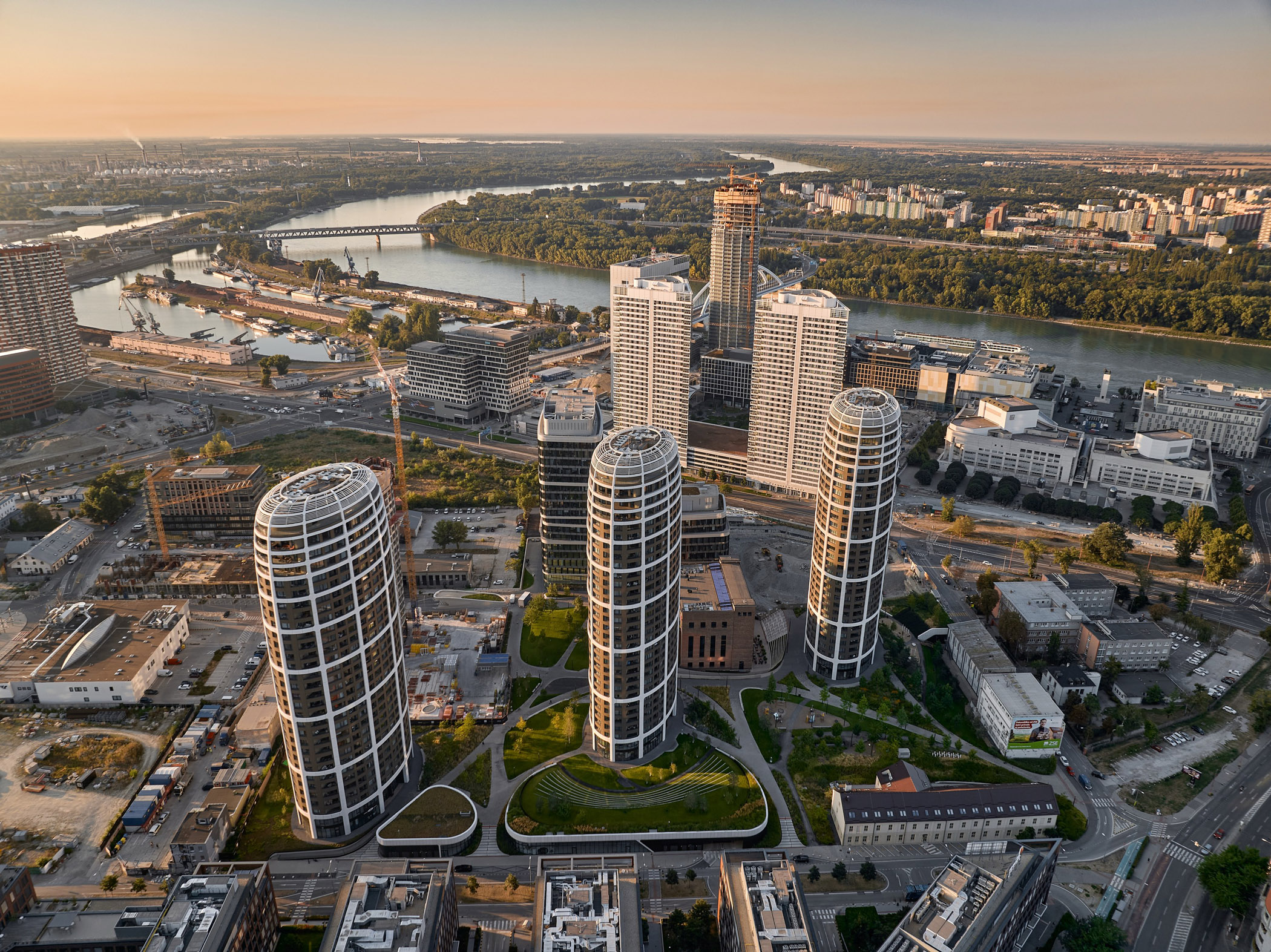 202208 Skypark Bratislava 109 | Hi2SKY