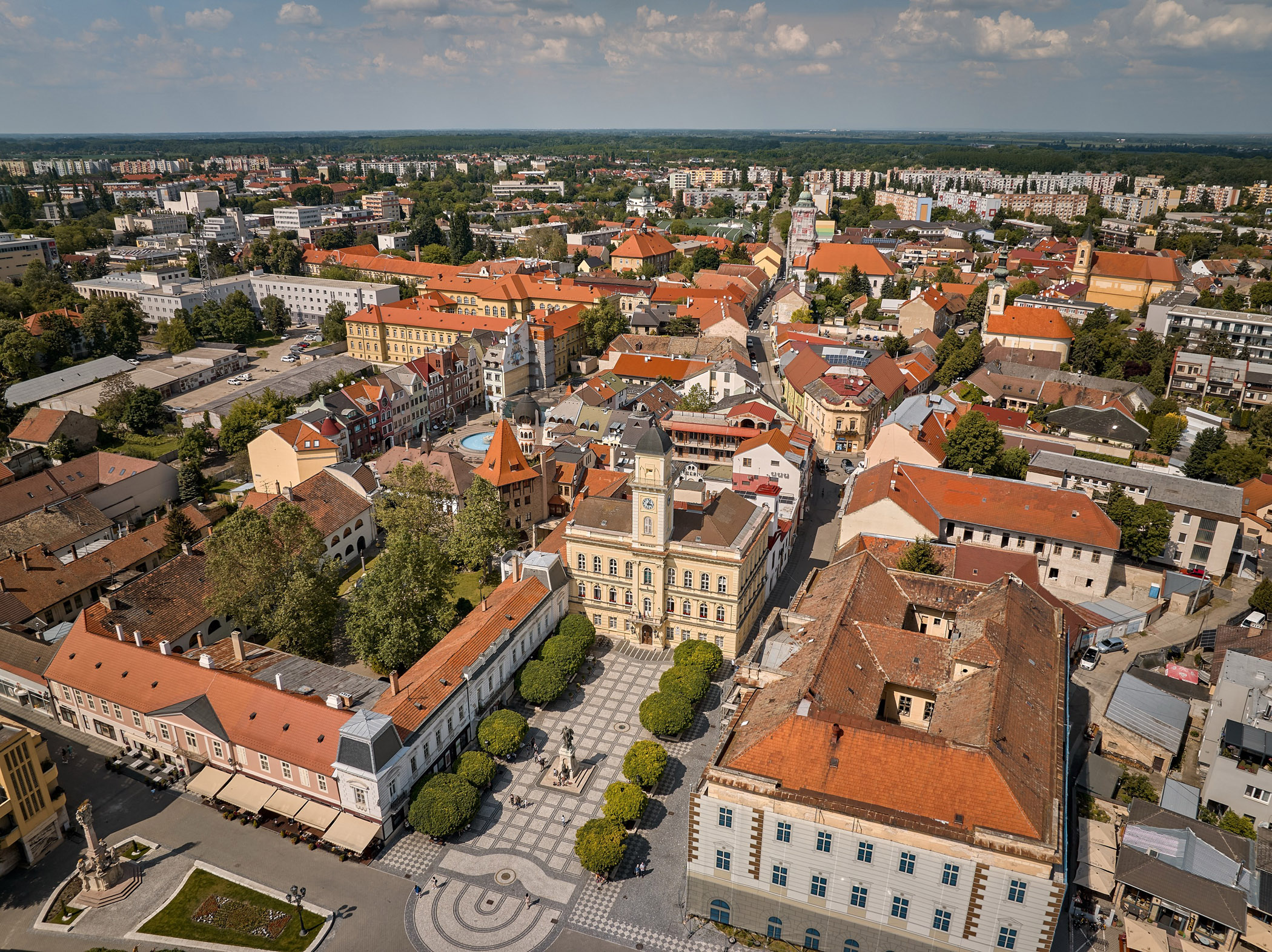 202305 Komarno 102 | Hi2SKY